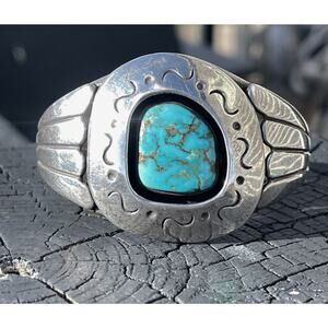 Navajo Turquoise Cuff Bracelet Sterling Silver Shadowbox Signed LC Spiderweb 51g